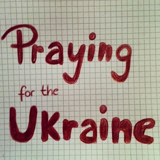 Furchtbare Szenen und Bilder erreichen uns momentan stündlich vom Maidan in Kiew. Die Zahlen von Toten und Verletzten steigen - unendlich viele Menschen leiden. Lasst uns gemeinsam für diese Menschen beten, für ein schnelles Ende der Kämpfe und eine friedliche Ukraine! #prayforukraine